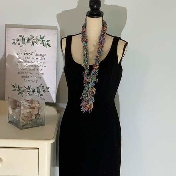 Laundry by Shelli Segal. Crepe tank dress. - Picture 3 of 6